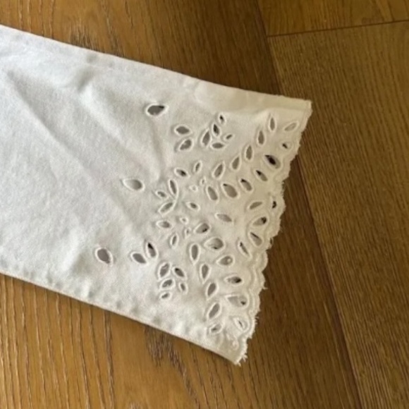 7 For All Mankind Emea Eyelet Hem Ankle Jeans White Shell Size 24 - Picture 5 of 11